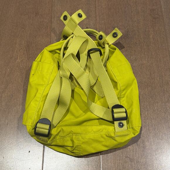 Fjallraven Kanken Mini Backpack Foliage Green Pre-Owned Authentic - Picture 2 of 4